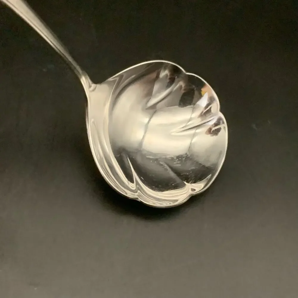 Vintage Oneida Gravy Ladle Spoon HH Distinction Deluxe Stainless  Floral Bouquet